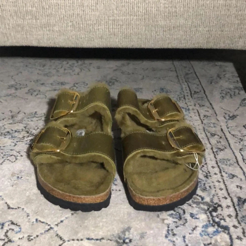 Birkenstock Arizona Big buckle Shearling sandal slide fur olive green